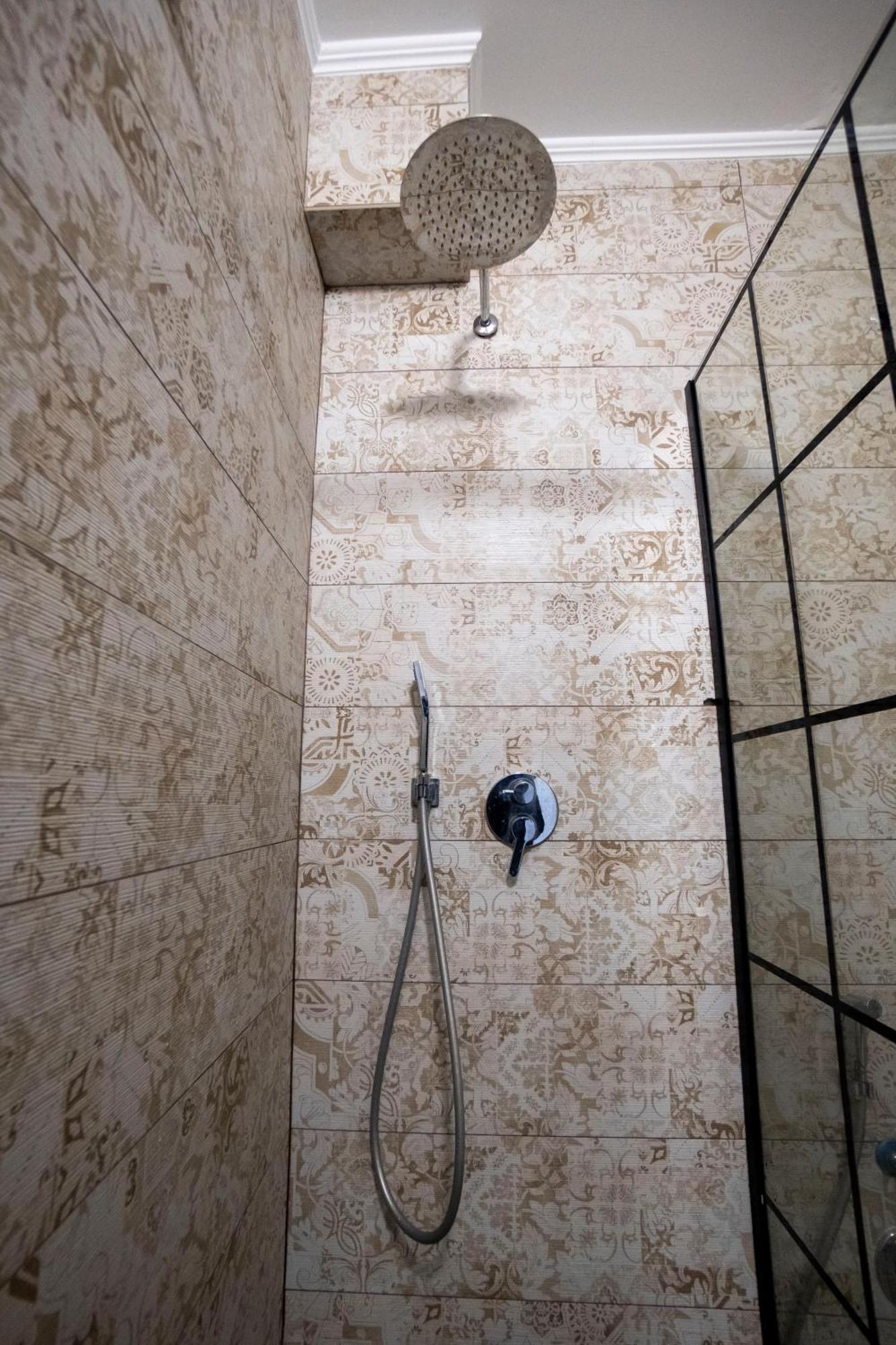 Tuttomondo Apartments ゴーレム エクステリア 写真